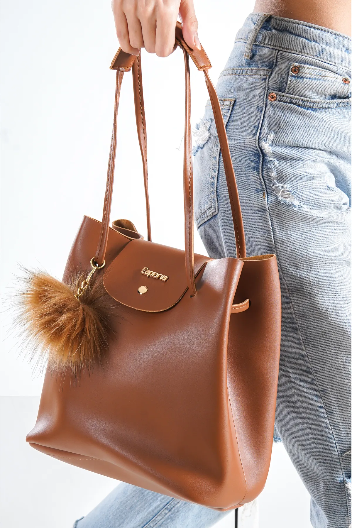 Capone Outfitters  Capone Padova Leder Tan Damen Umhängetasche