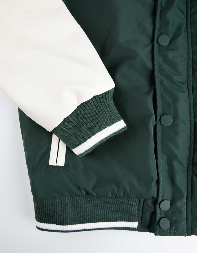 Collegejacke - Stickereien