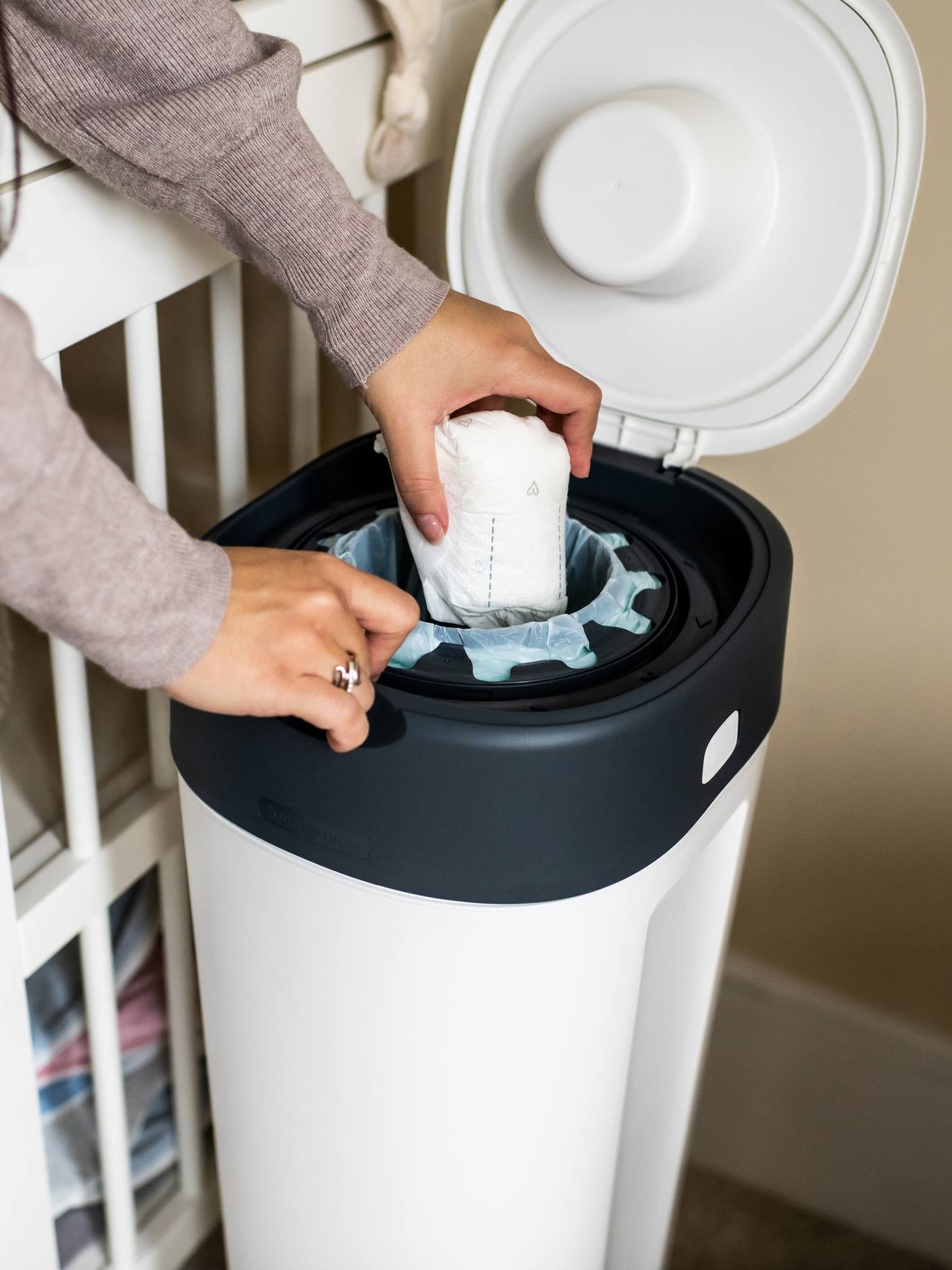 Poubelle Twist & Click XL Tommee Tippee Sangenic blanc