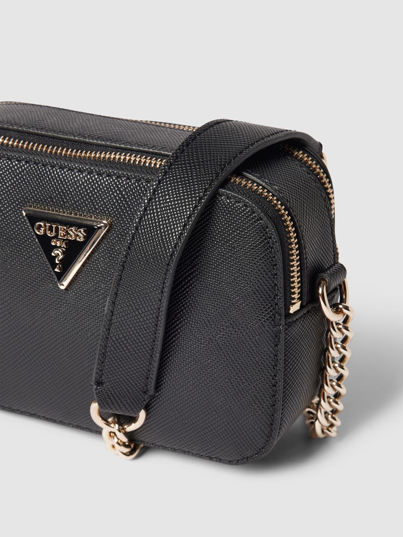 Camera Bag mit Schulterriemen in metallic Modell 'NOELLE' in schwarz