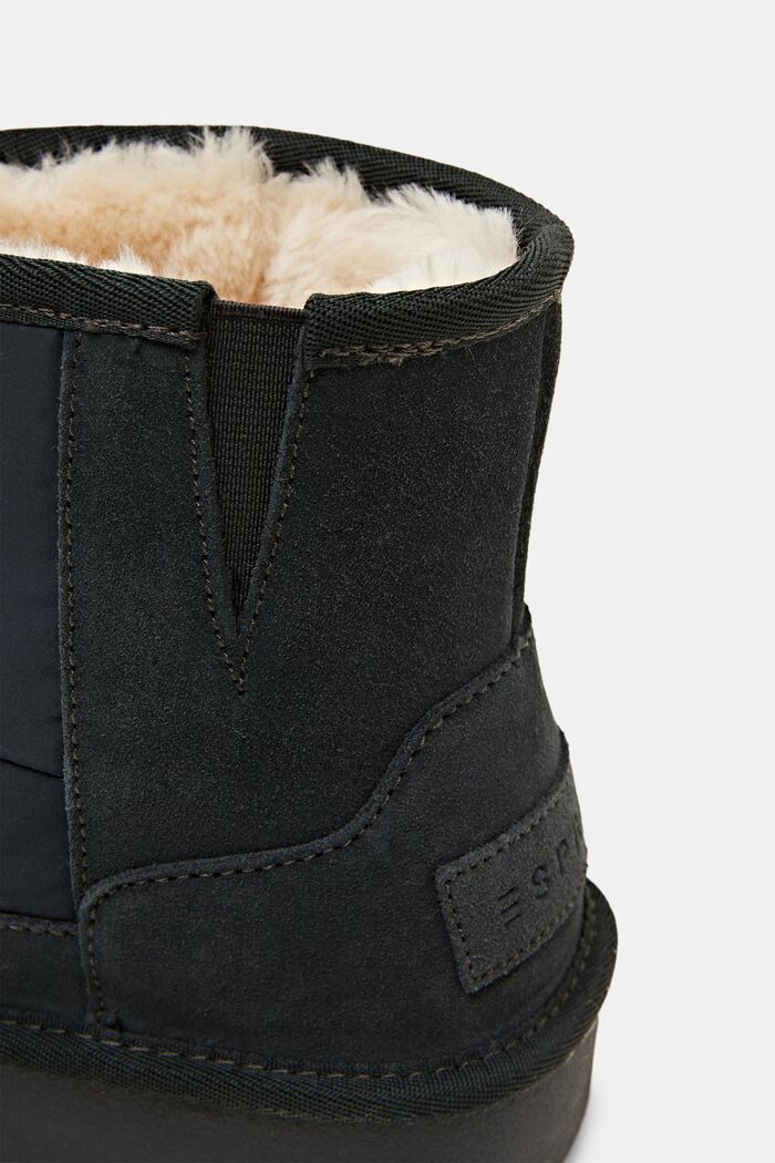 Boots mit Kunstfellfutter