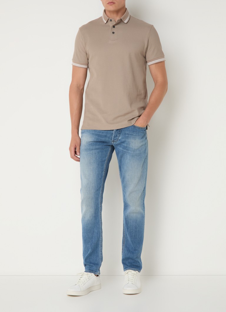 Polo Emporio Armani Regular fit confeccionada em algodão piqué