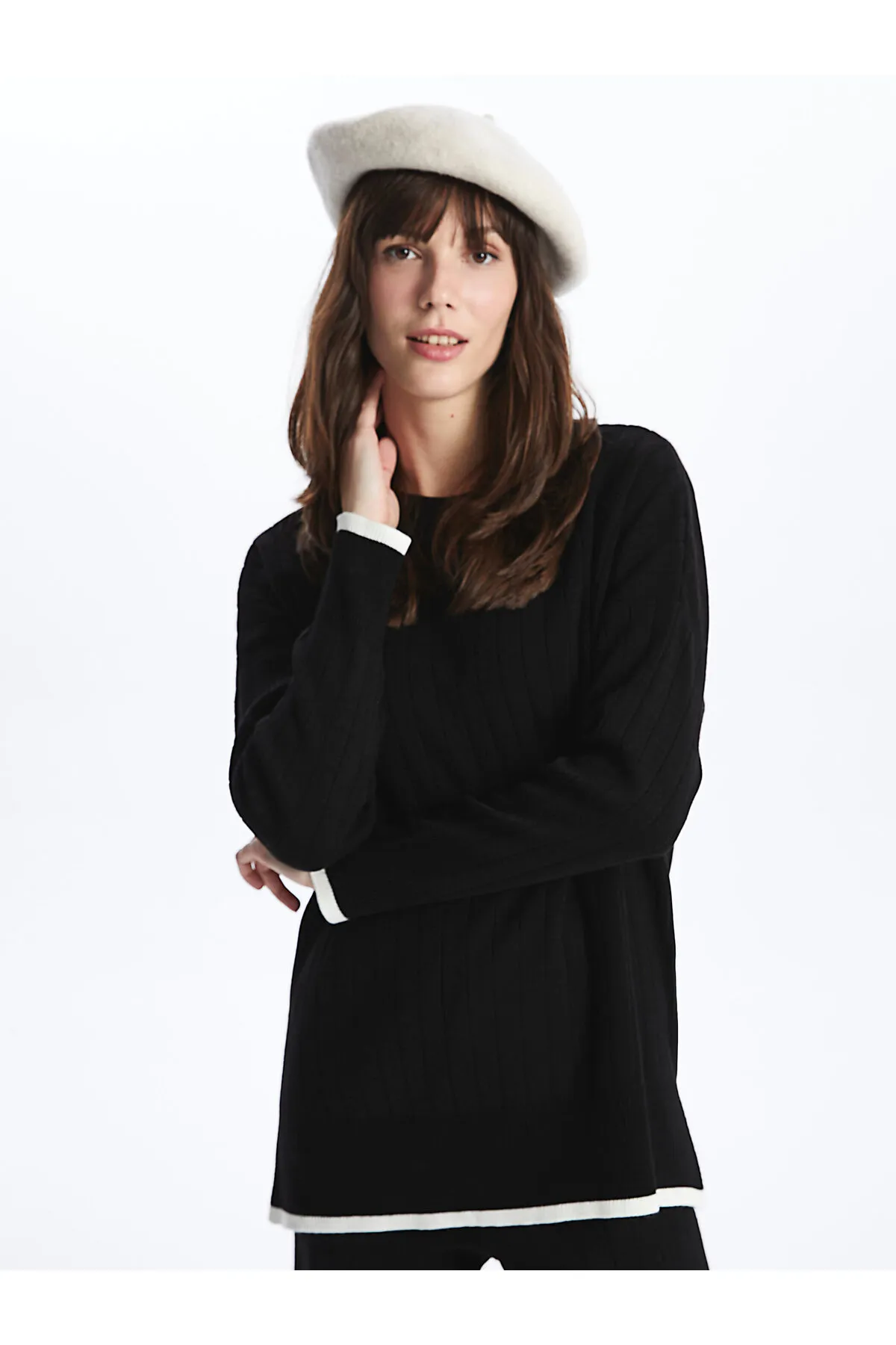 LC Waikiki  Einfarbige, langärmlige Oversize-Stricktunika für Damen mit Rundhalsausschnitt