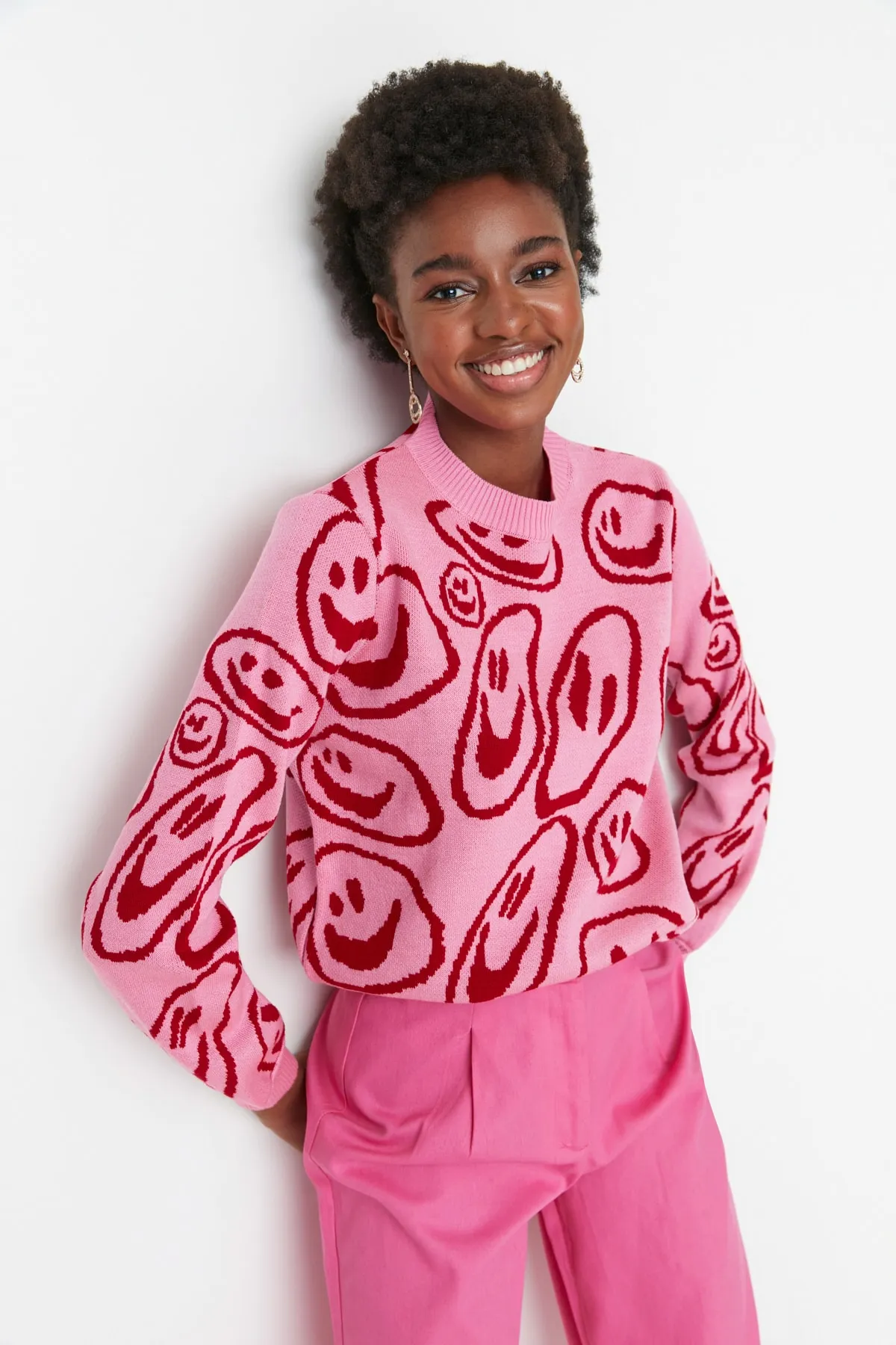 Trendyol Collection  Rosa Strickpullover mit Muster TWOAW22KZ0950