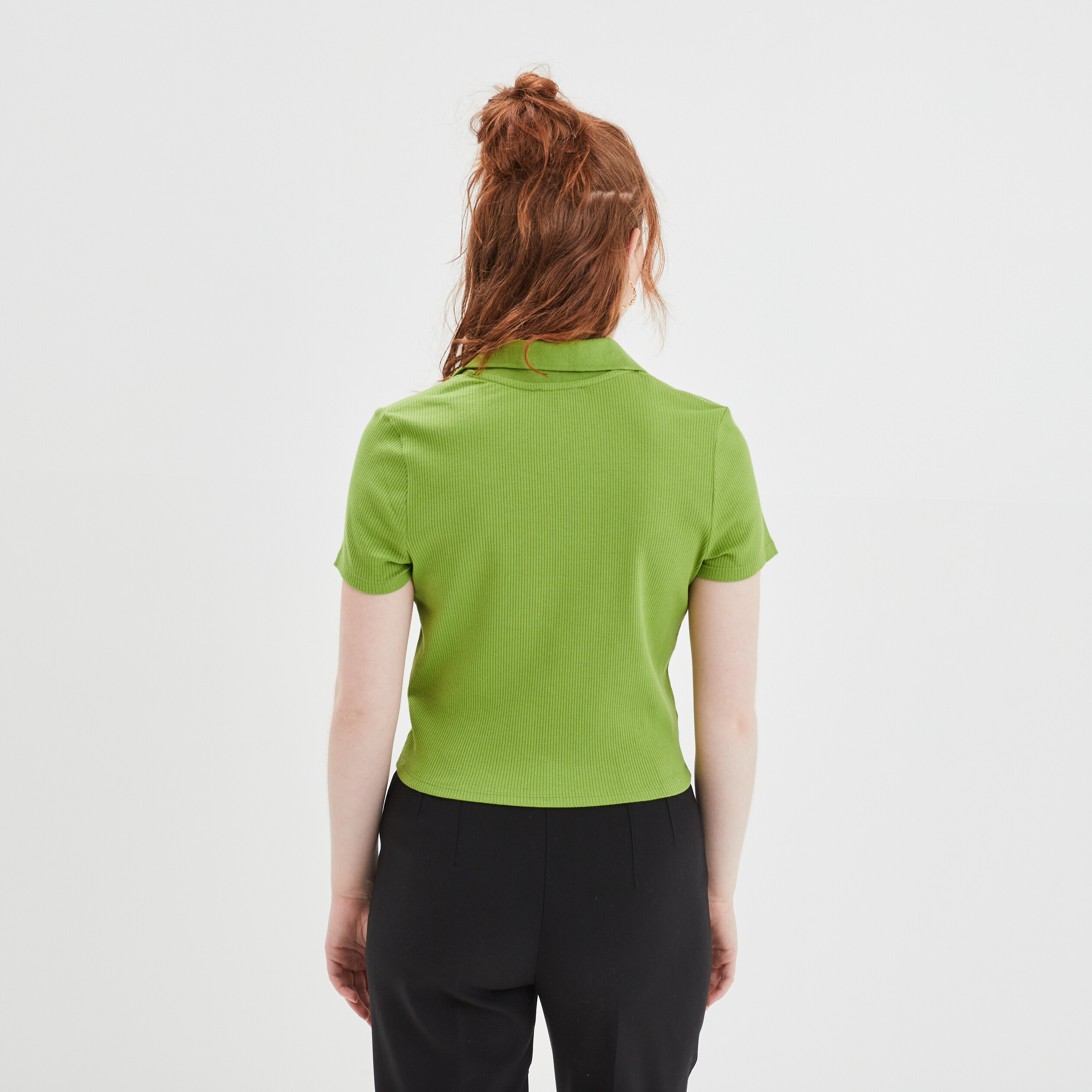 T-shirt court côtelé col polo coton vert femme | La Halle