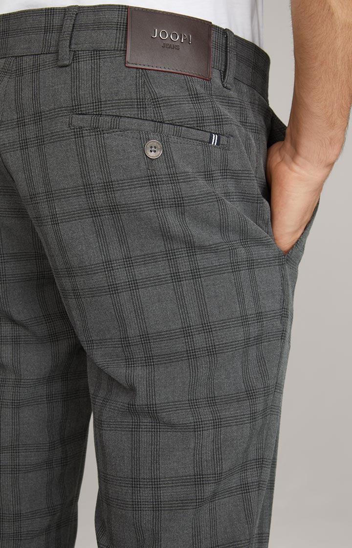Chino Matthew in Grau kariert