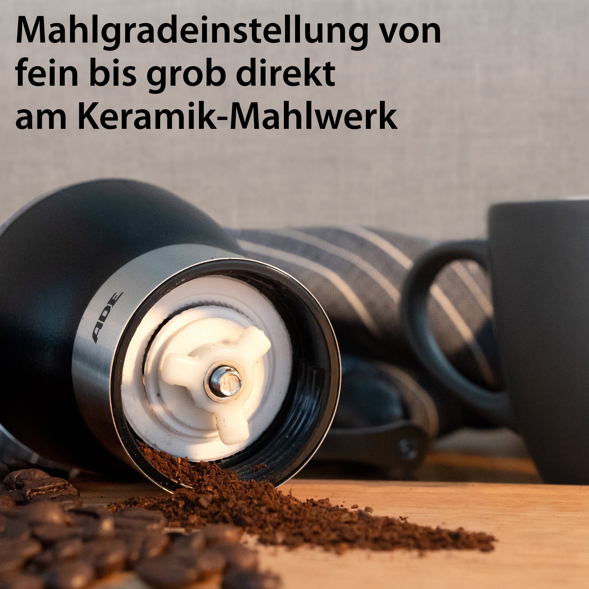 ADE Kaffeemühle manuell mit Aromabehälter aus Glas, Kegelmahlwerk, 65,00 g Bohnenbehälter, stufenloser Mahlgrad für French Press, Siebträger und Filterkaffee