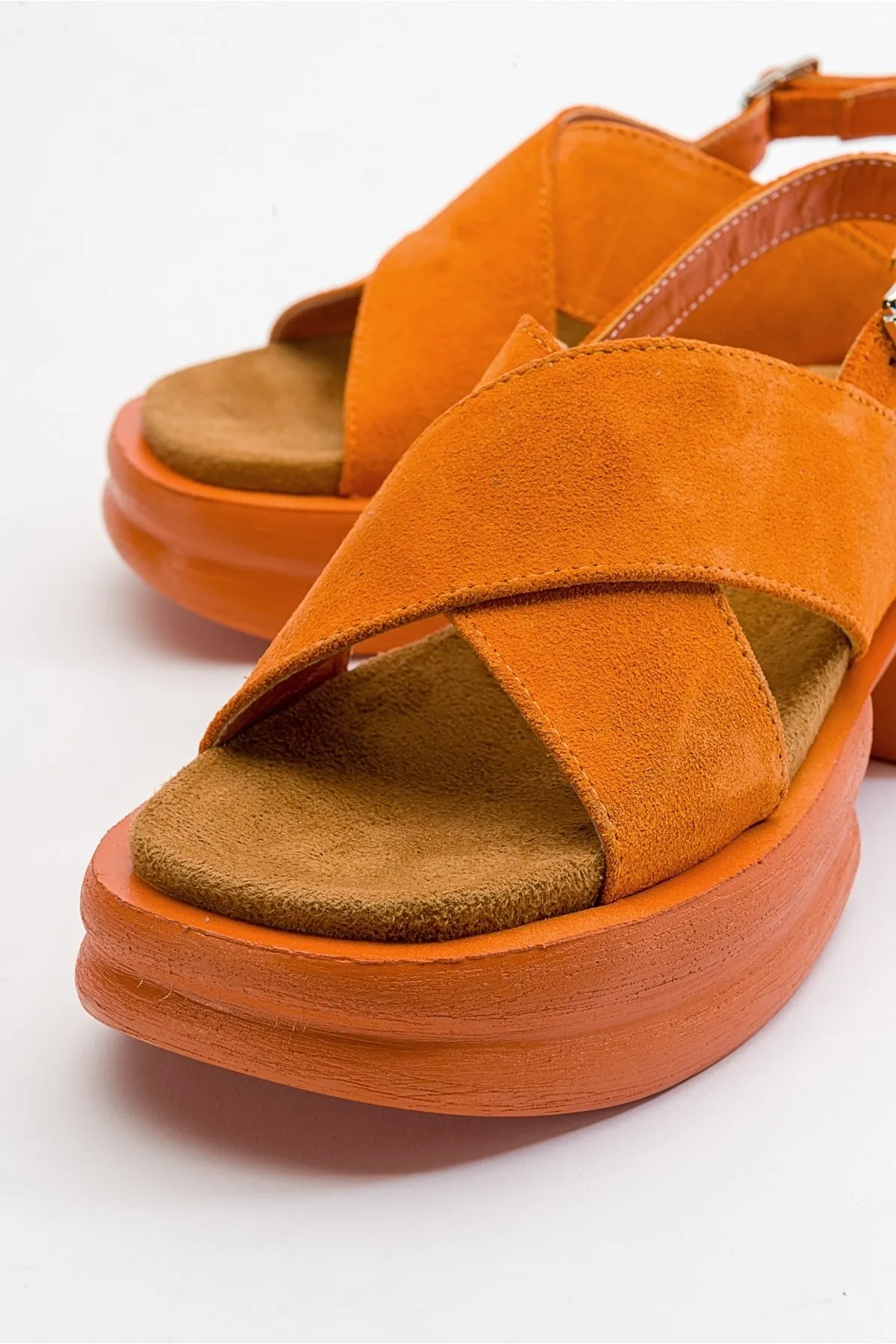 LuviShoes  Die meisten Damensandalen aus echtem Wildleder in Orange