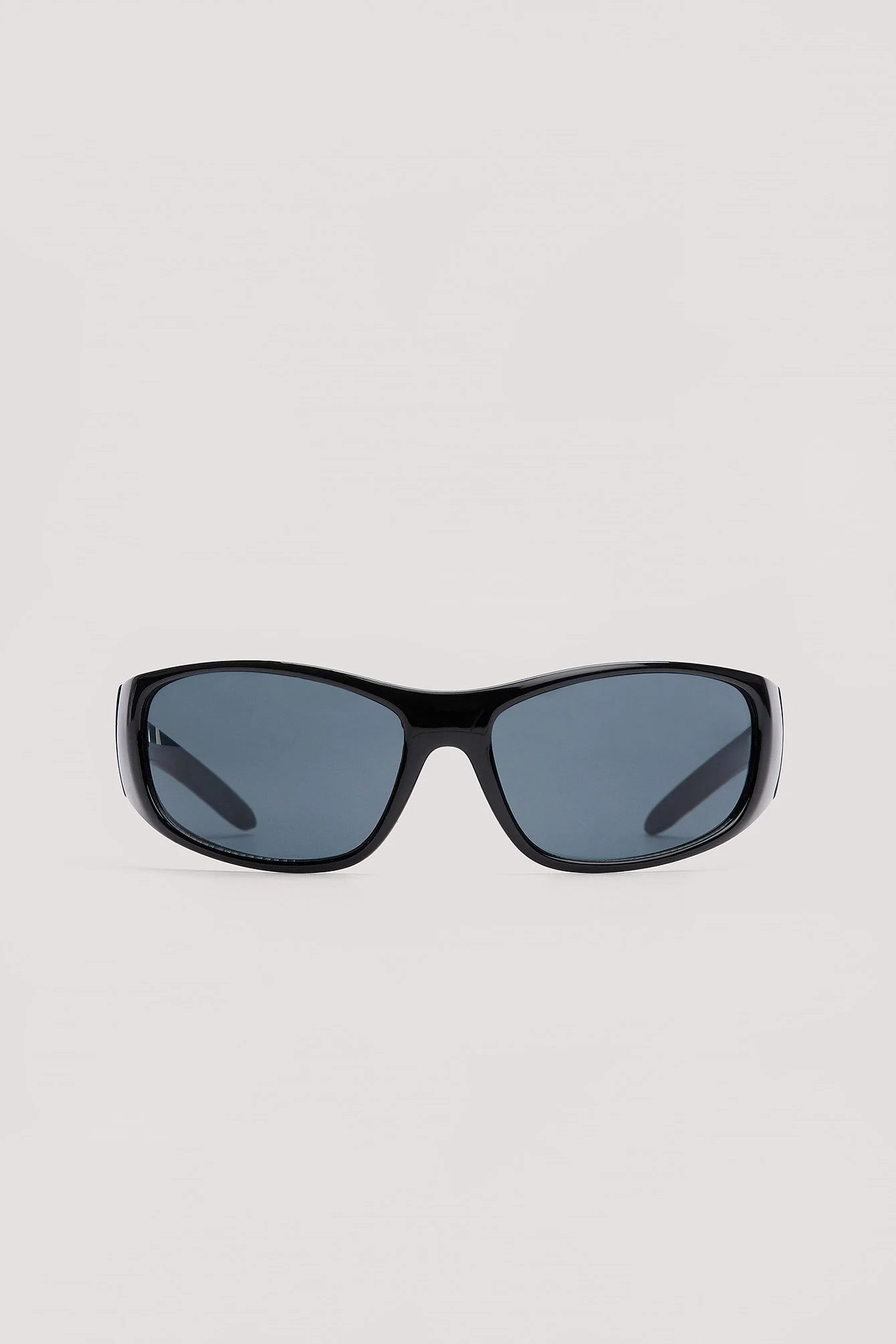 Schmale, sportliche Sonnenbrille