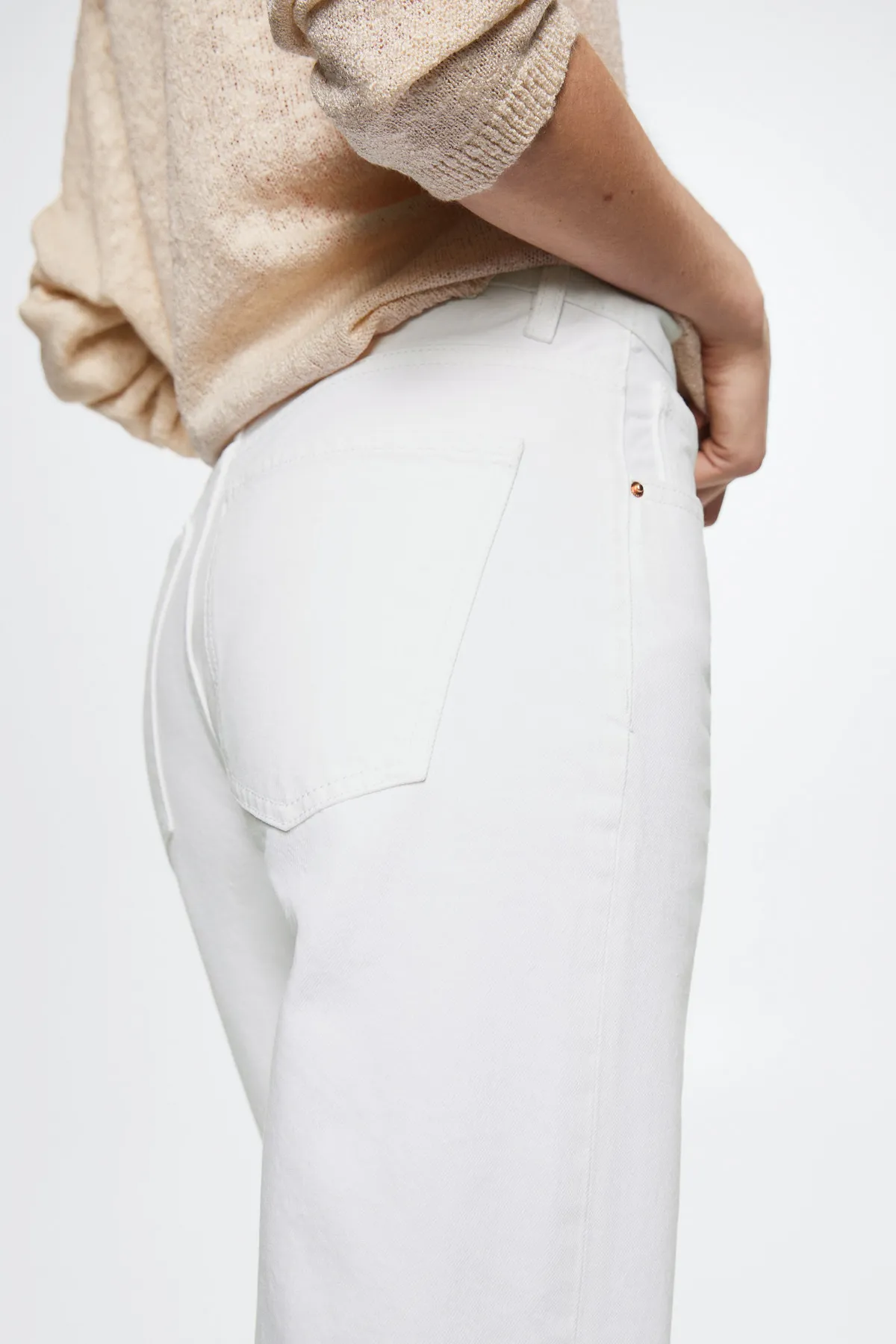MANGO  Weiße Damenjeans 37010253