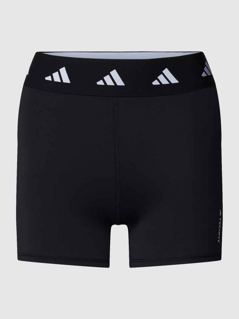 Tight Fit Shorts mit Label-Stitching in schwarz