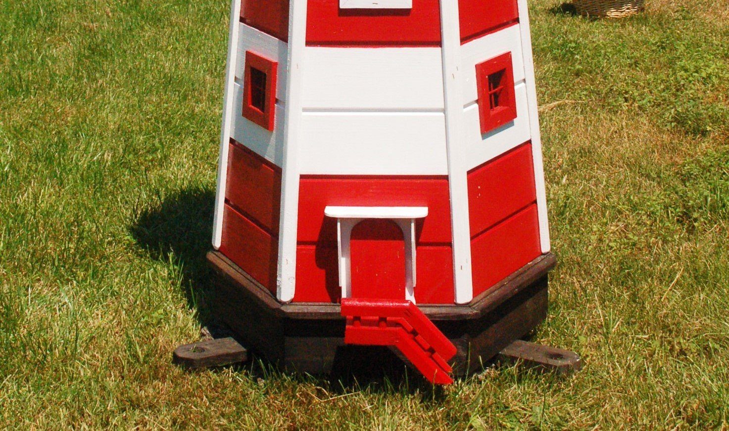 DSH DEKO SHOP HANNUSCH Gartenfigur Leuchtturm 1,40 m Holz mit 230 V Beleuchtung