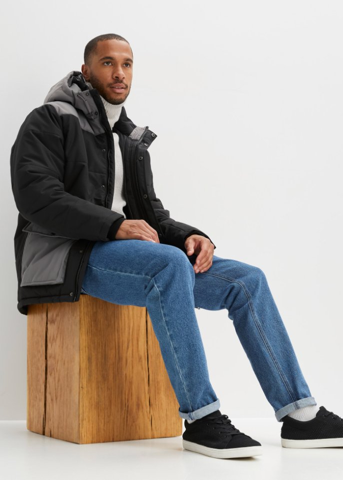 Steppjacke mit Kapuze und recyceltem Polyester
