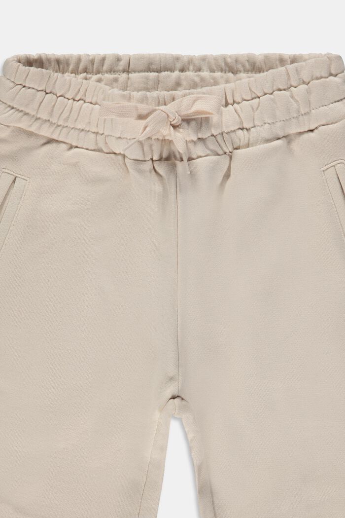 Shorts knitted