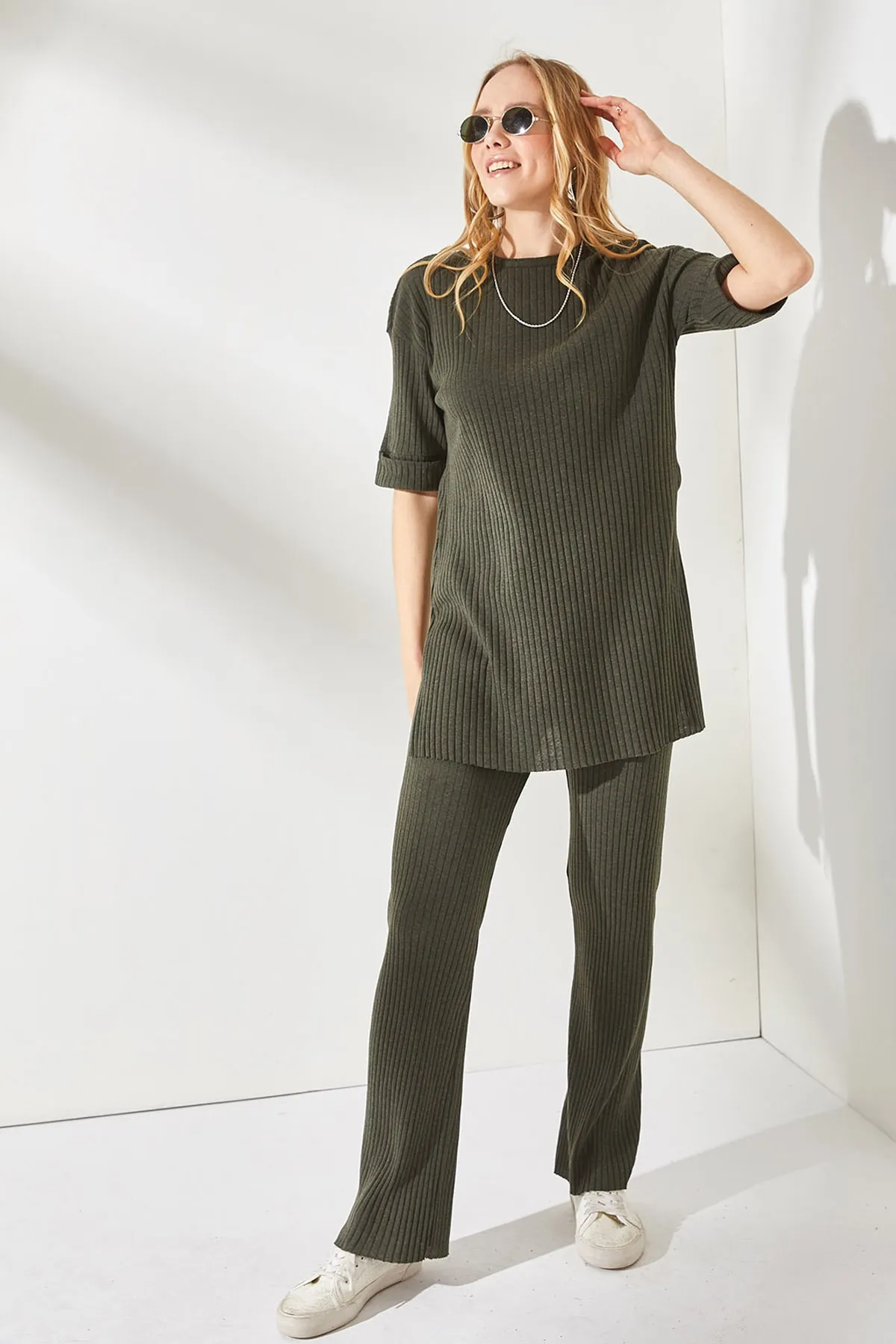 Olalook  Damen Khaki Kurzarm Unterteil Top Lycra Set TKM-19000191