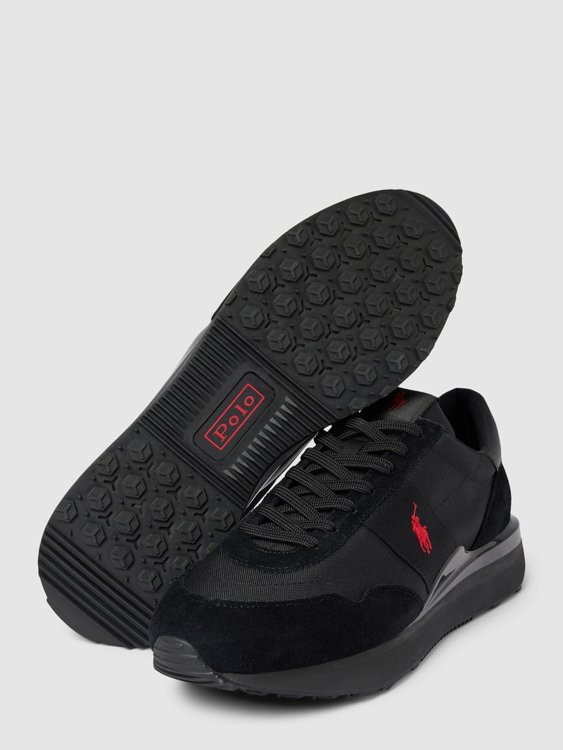 Sneaker mit Label-Details in schwarz