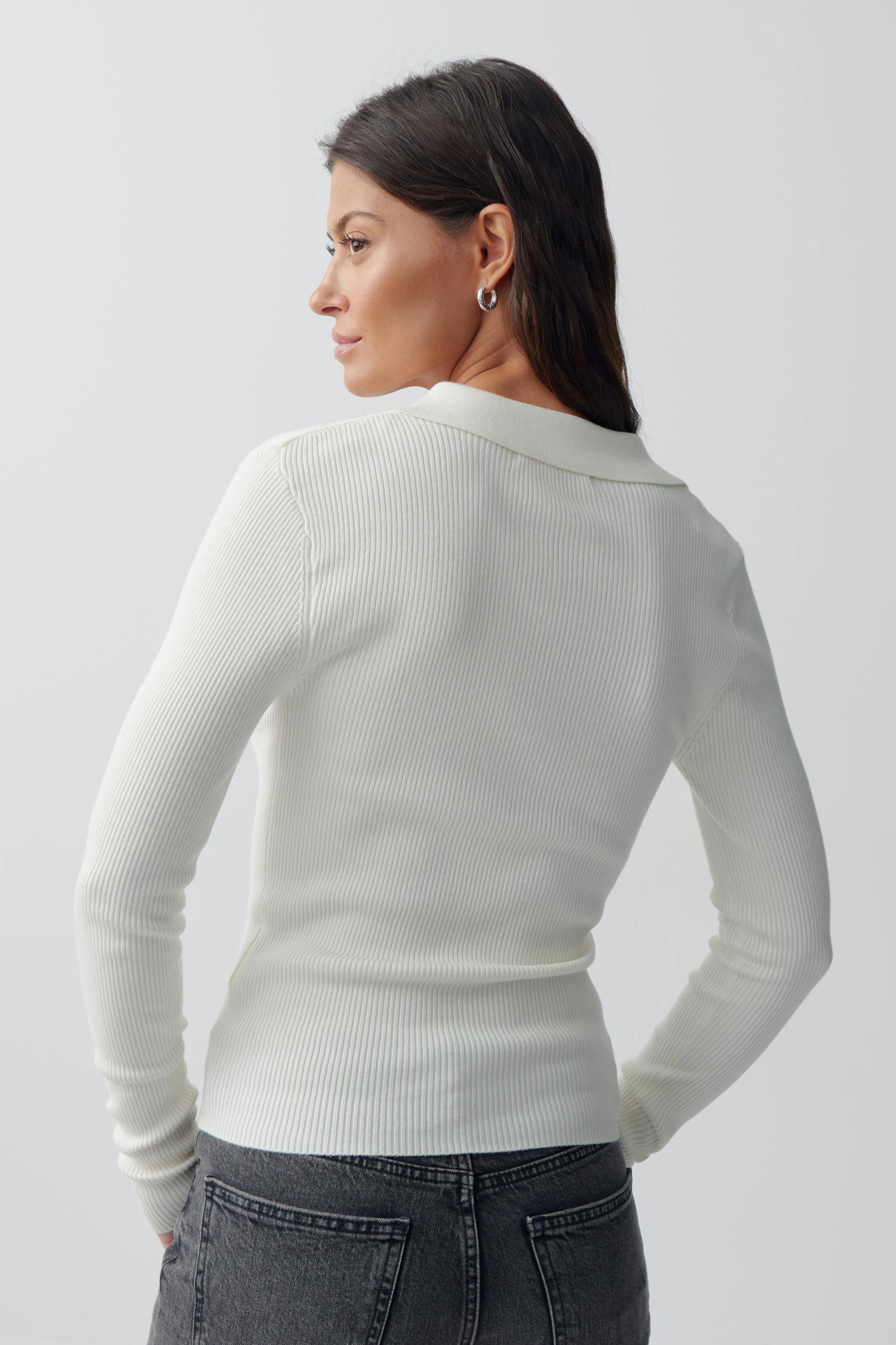 Knitted rib top