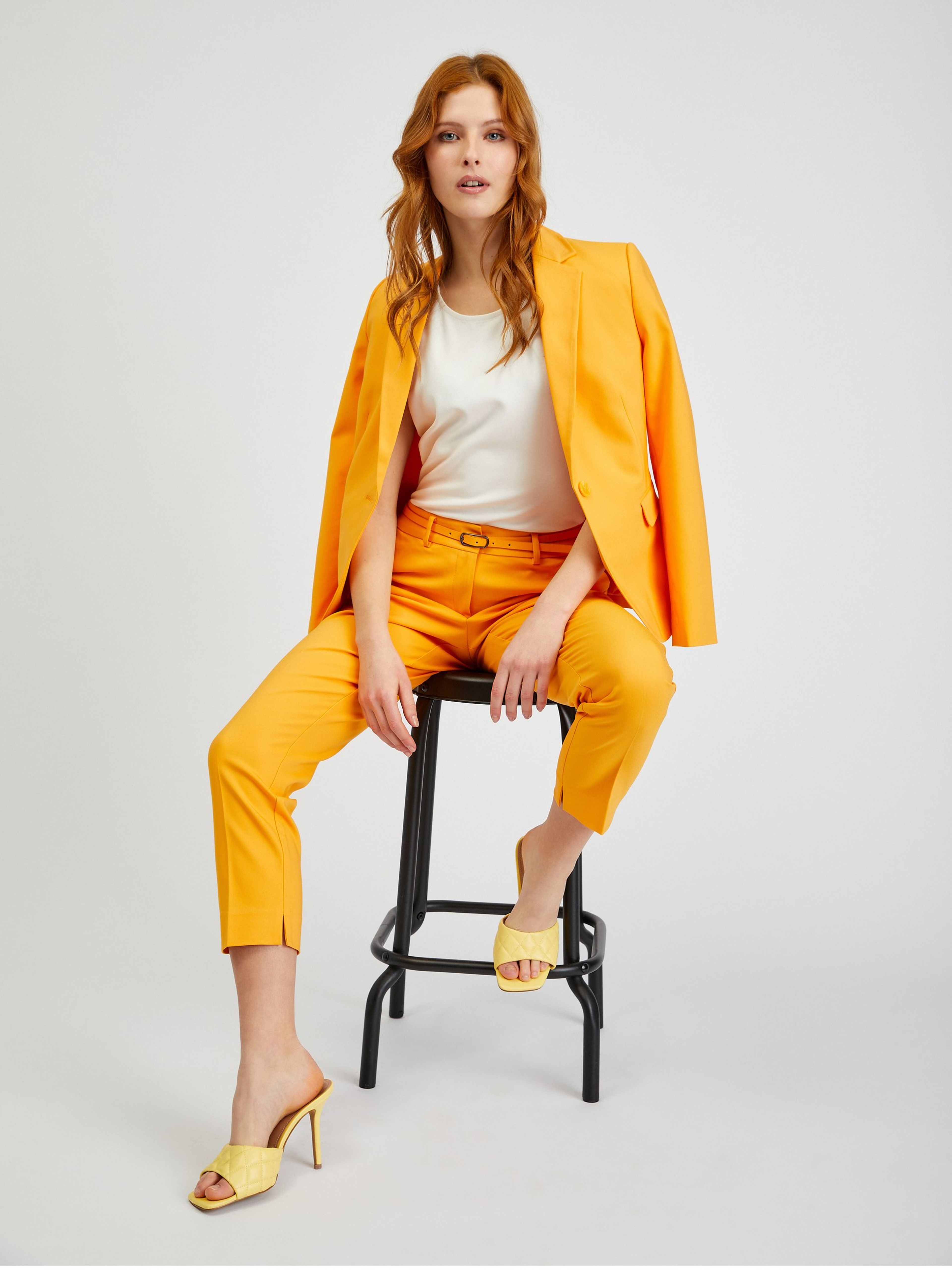 Orangefarbene Damen-Cropped-Hose mit Gürtel ORSAY