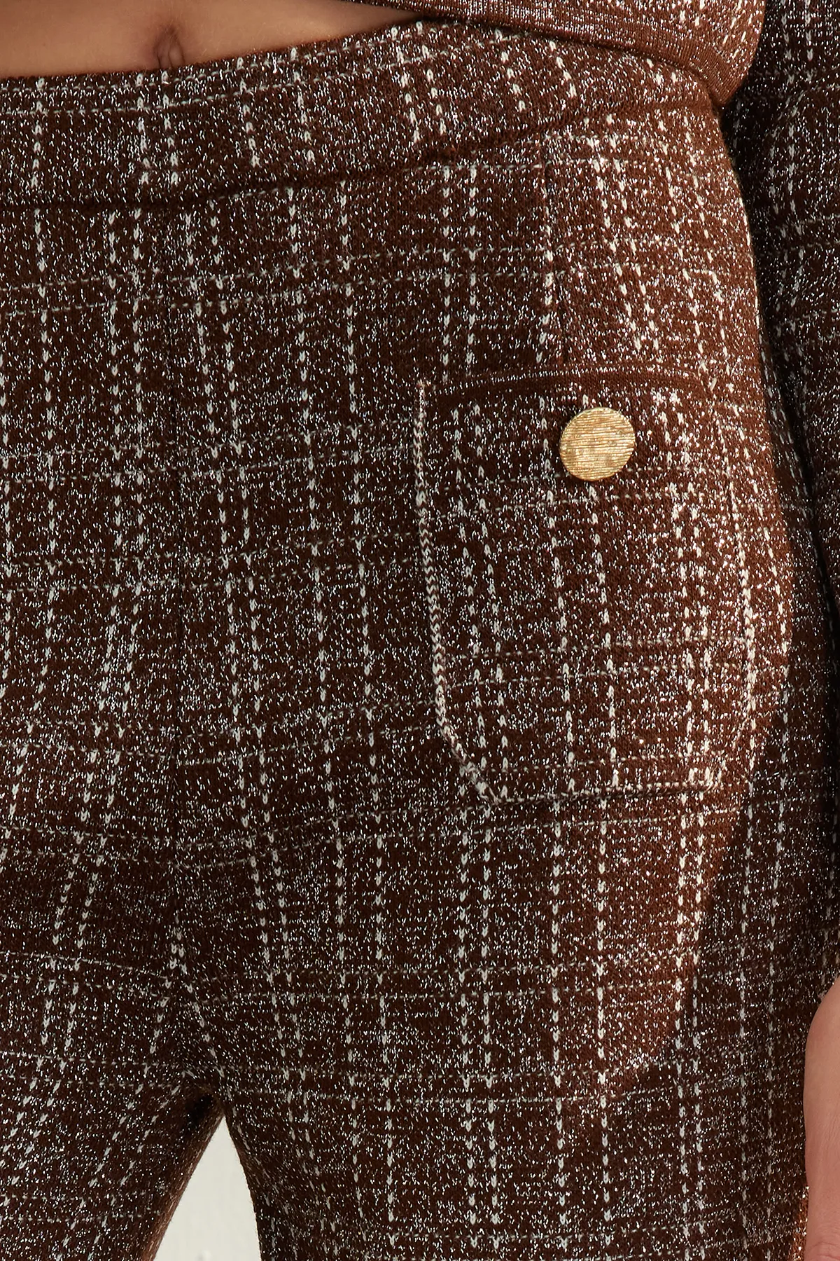 Trendyol Collection  Braune Lurex-Strickhose in limitierter Auflage TWOAW24PL00231