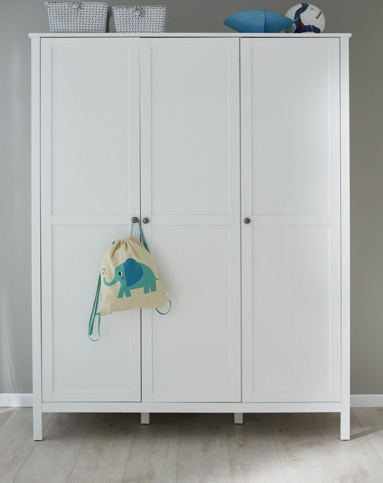 trendteam Jugendzimmer-Set Ole, (Komplett-Set, 4-St., mit XXL-Kleiderschrank, Schreibtisch, Bett und Nachttisch), in weiß, Landhaus modern