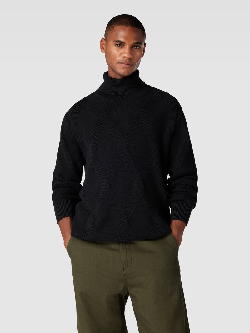 Strickpullover mit Rollkragen in schwarz