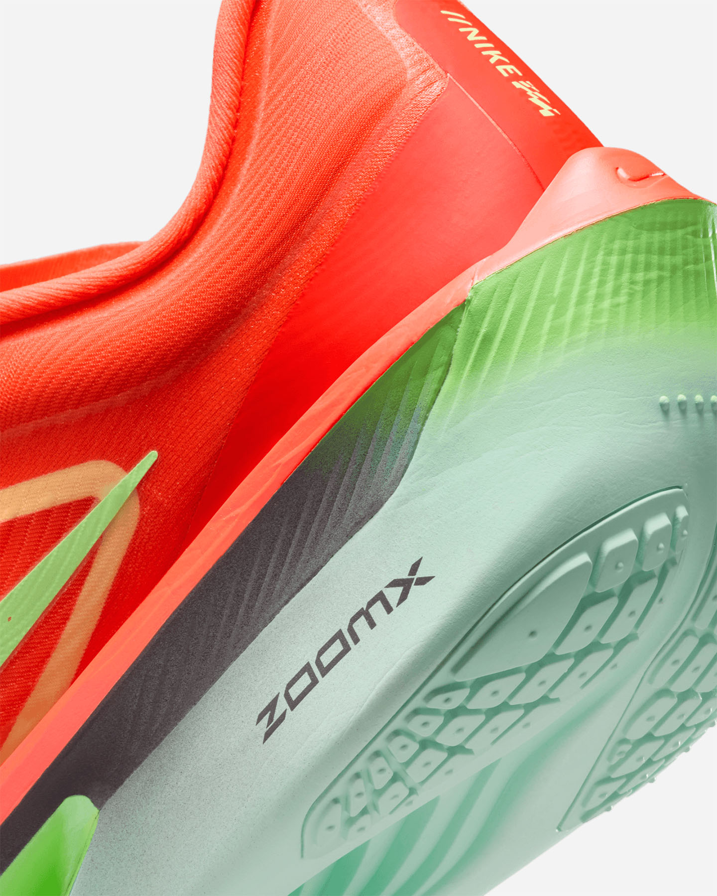 Bežecké topánky Nike Zoom Fly 6 M FN8454-601