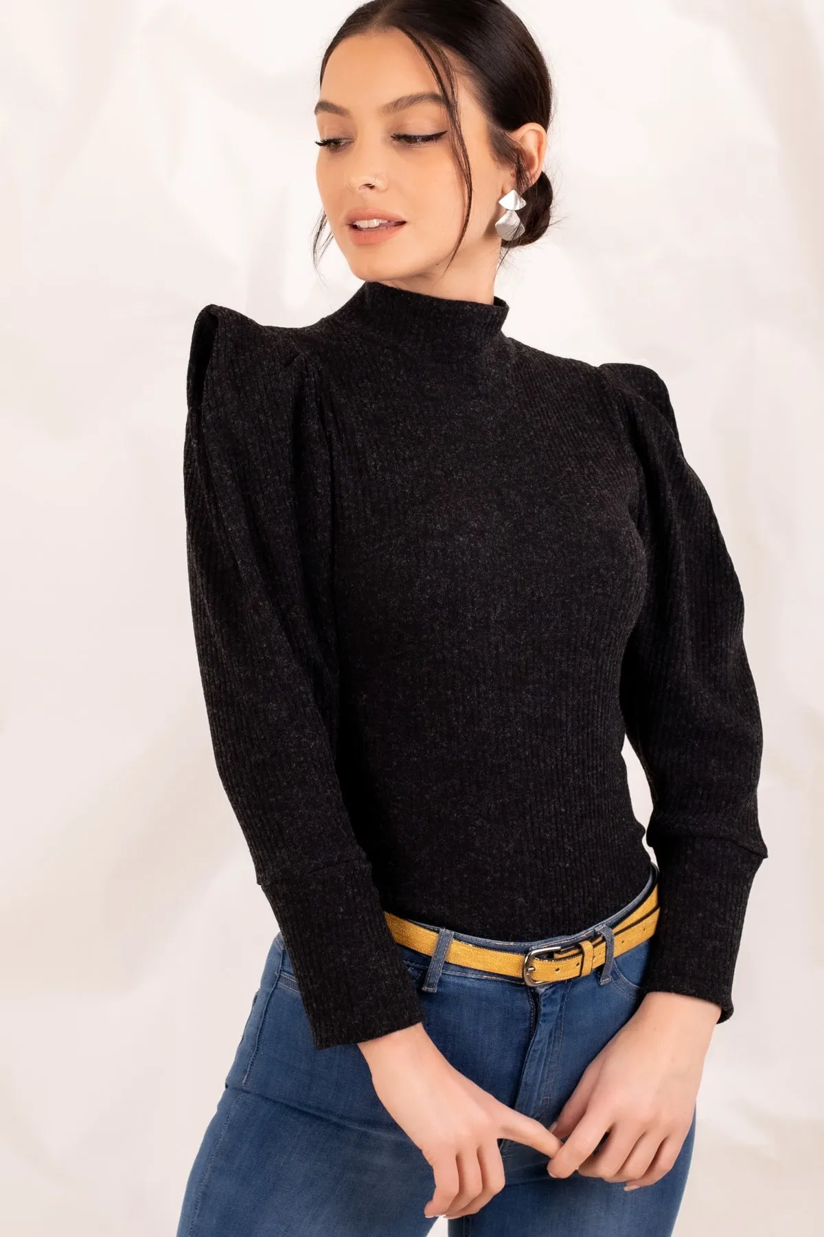 armonika  Schwarzer Damen-Strickpullover mit Wassermelonenärmeln ARM-20K001103