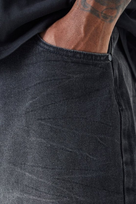 Plus Denim Jorts in Schwarz
