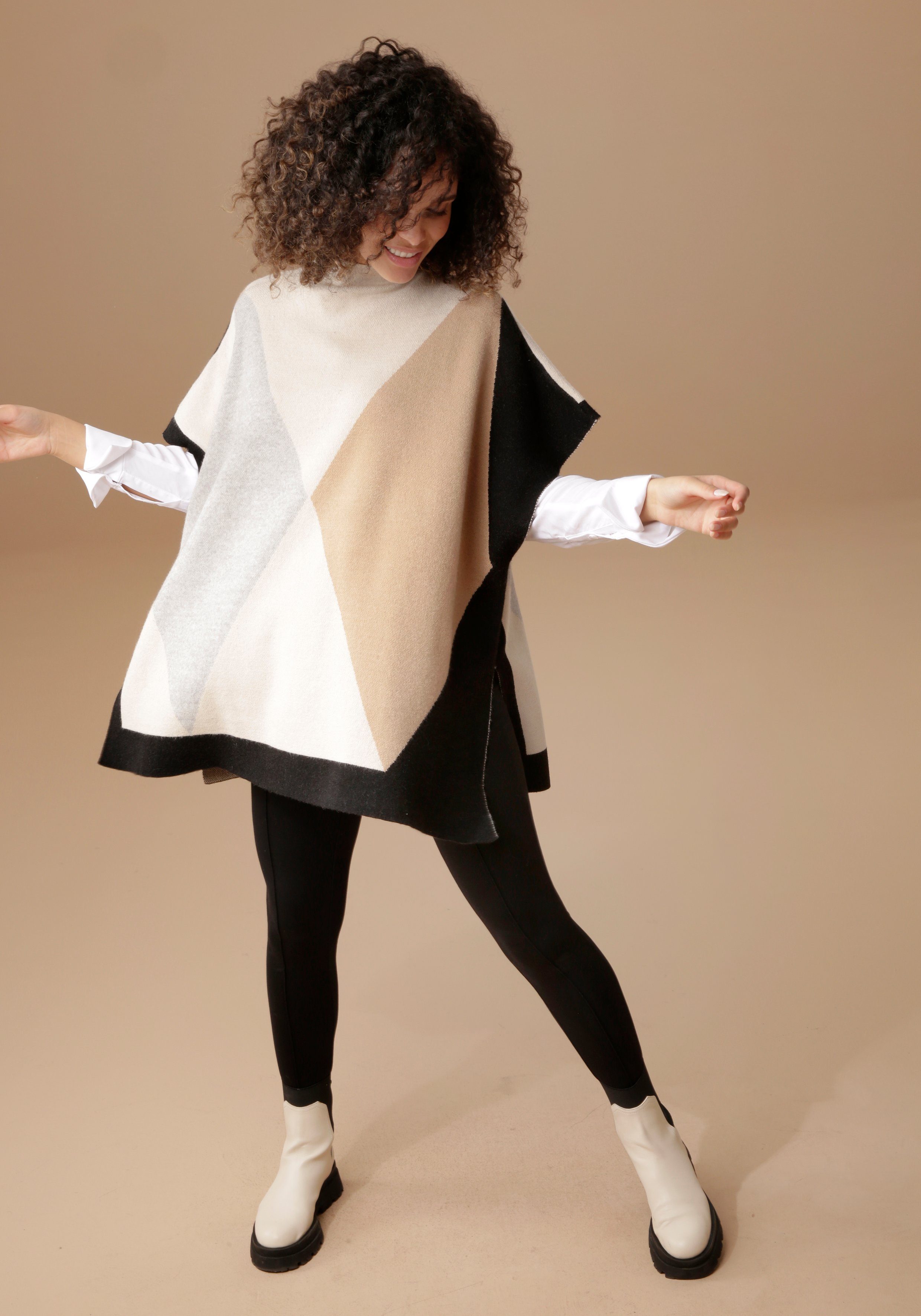 Aniston SELECTED Strickponcho mit kleinem Stehkragen