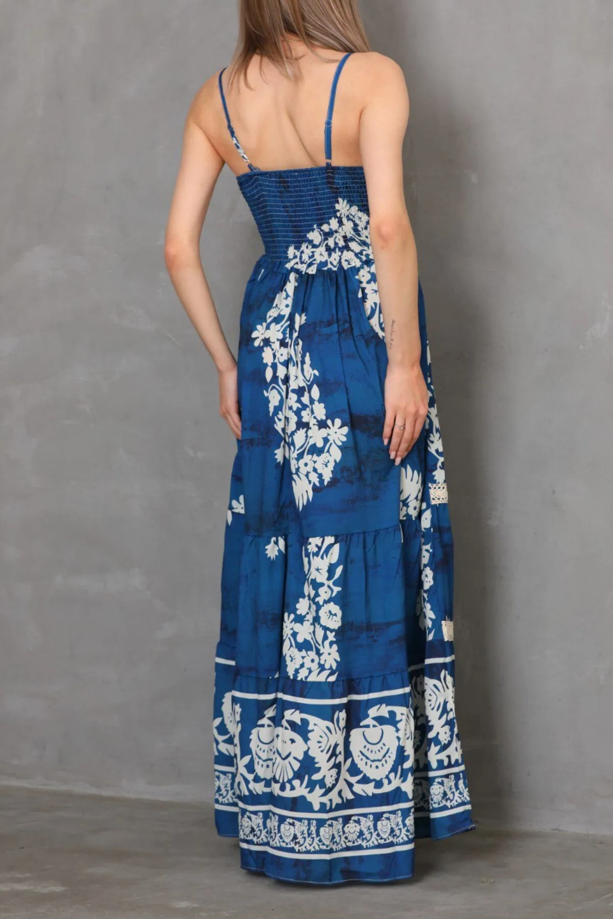 BİKELİFE  Damen Sommerkleid mit Blumenmuster, dünnen Trägern und Strickdetails