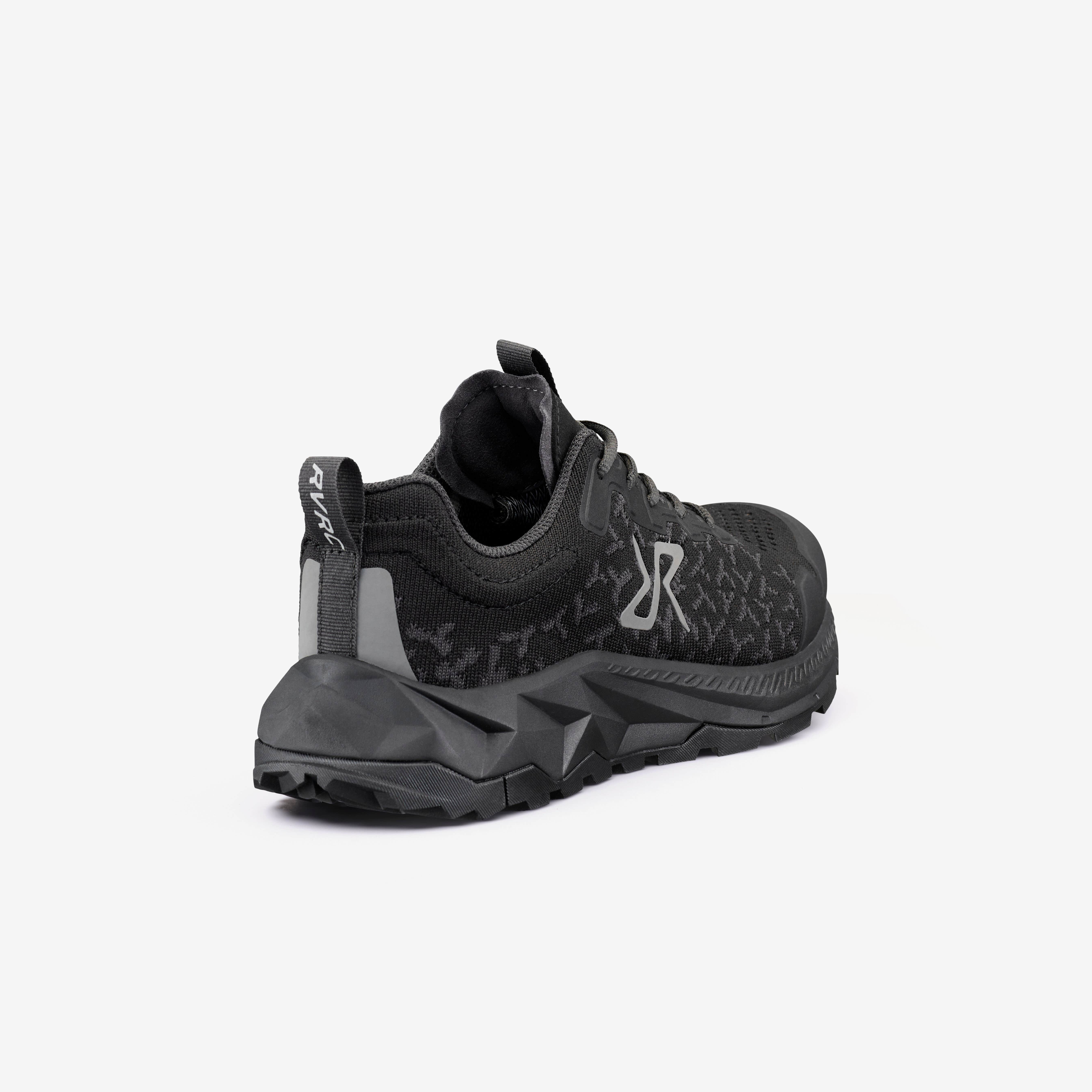Trailknit Waterproof Hiking Sneakers Femme Black