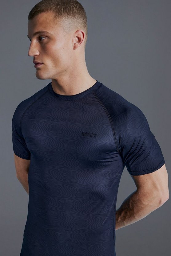 Man Active Muscle-Fit T-Shirt mit Print