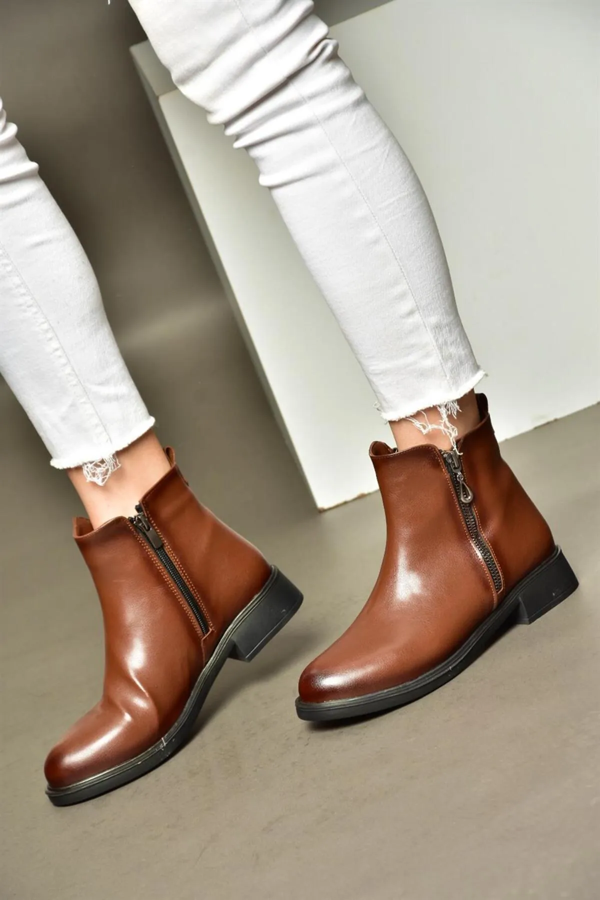 Fox Shoes  R374050409 Hellbraune Damenstiefel mit niedriger Sohle