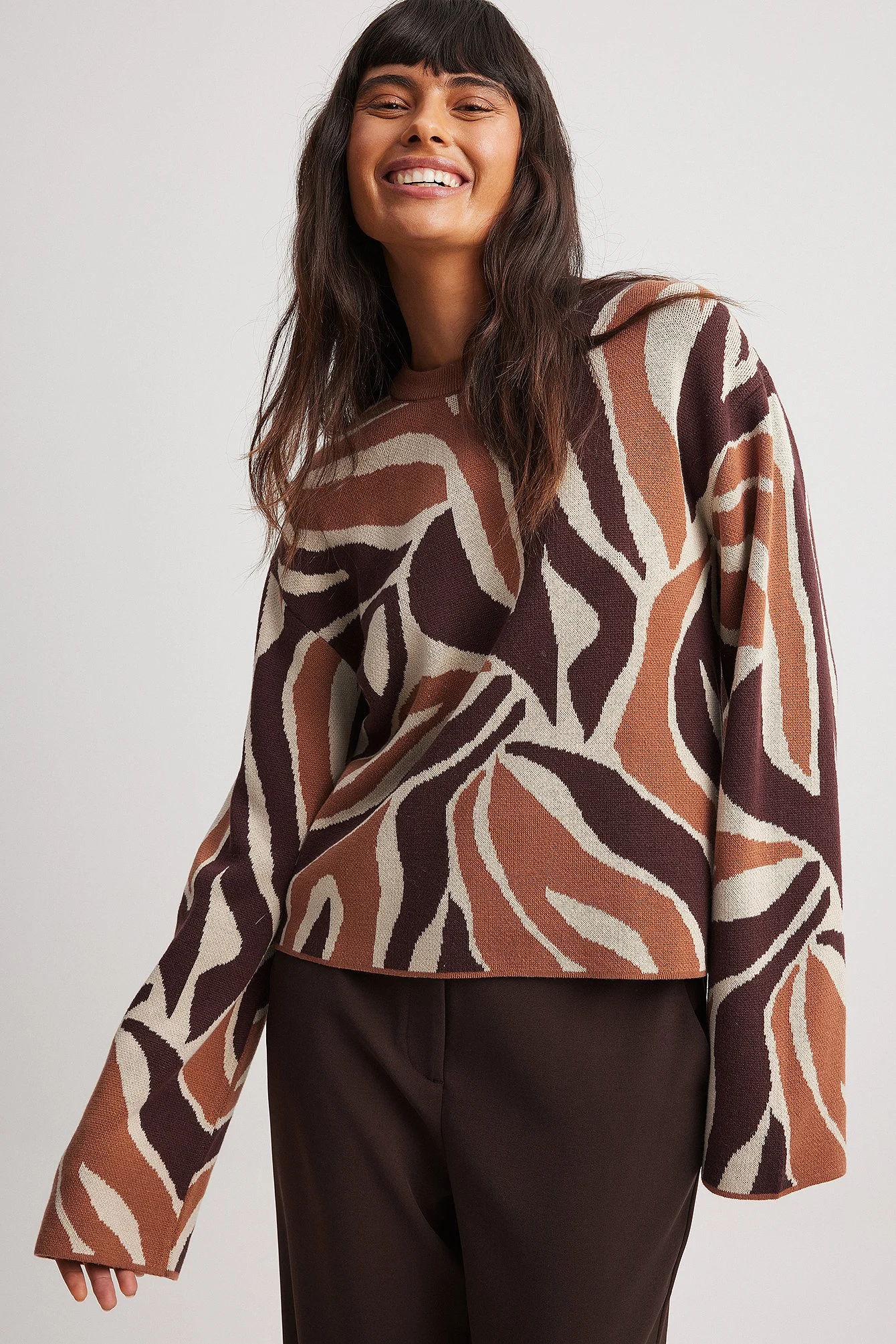 Jacquard-Strickpullover mit Rundhalsausschnitt