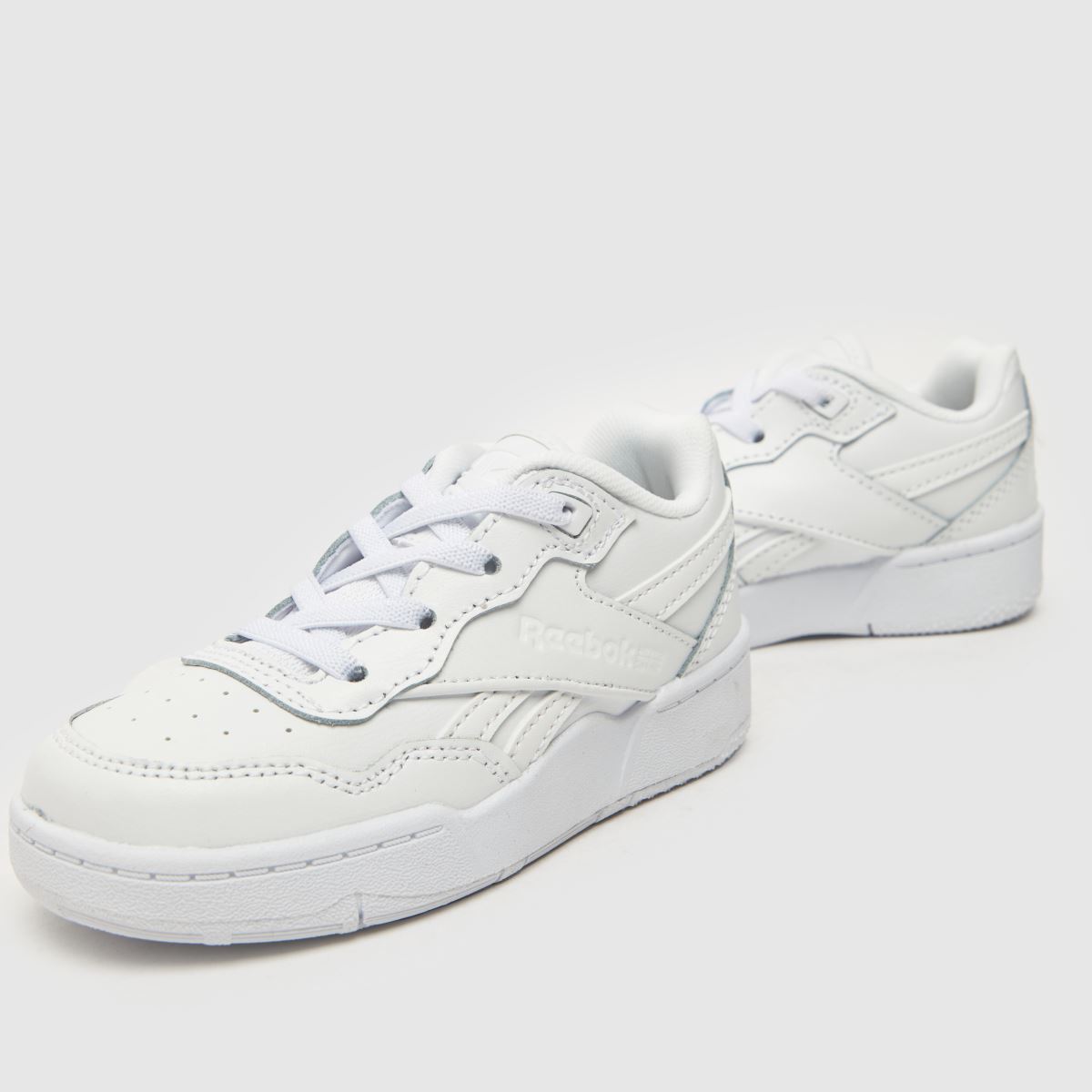 Bílé tenisky Reebok BB 4000 II pro batolata