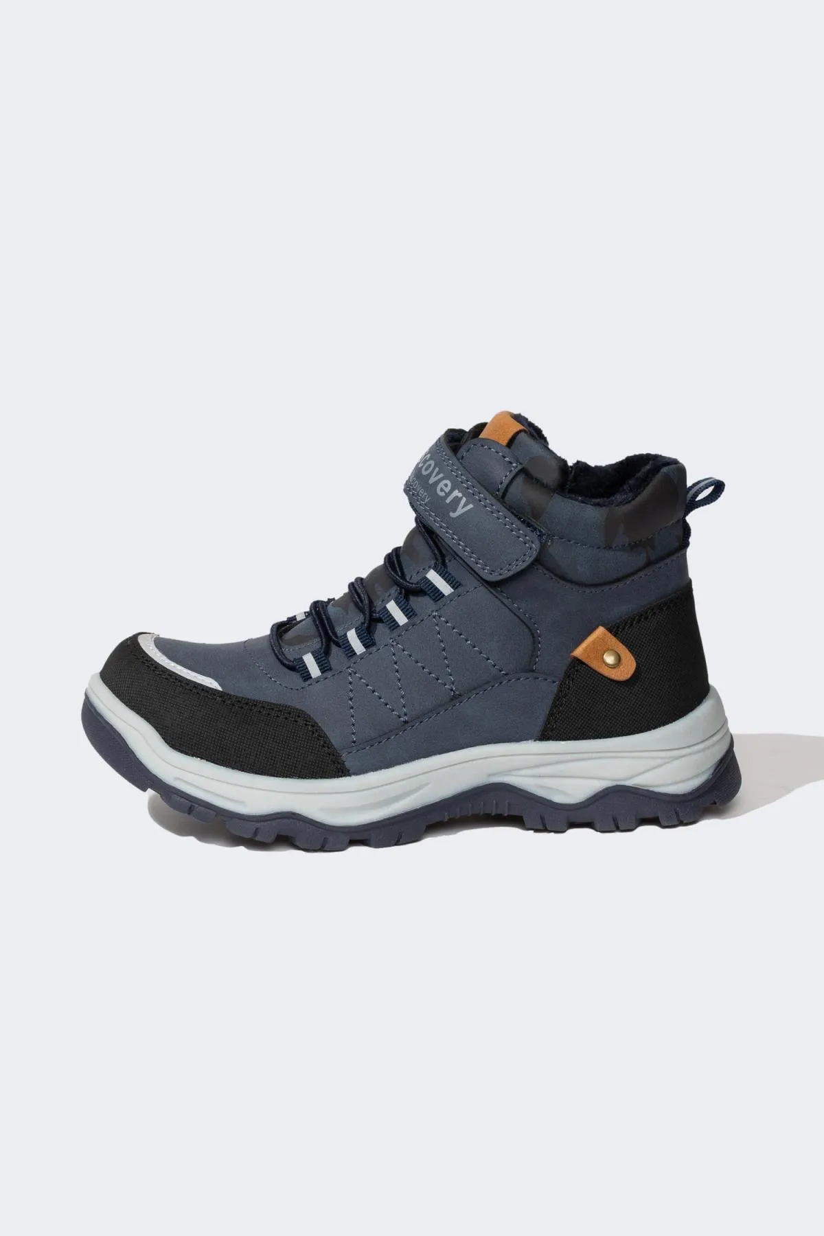 DeFacto  Boy Discovery Channel Kunstlederstiefel mit gezackter Sohle und Klettverschluss