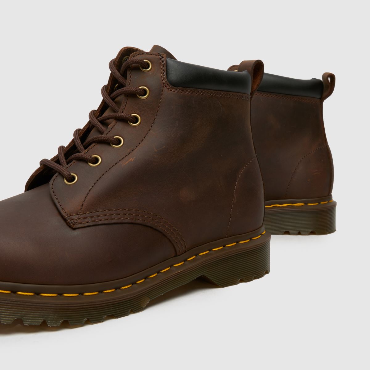 Dr Martens 939 Ben – Mörkbruna stövlar med 6 ögon