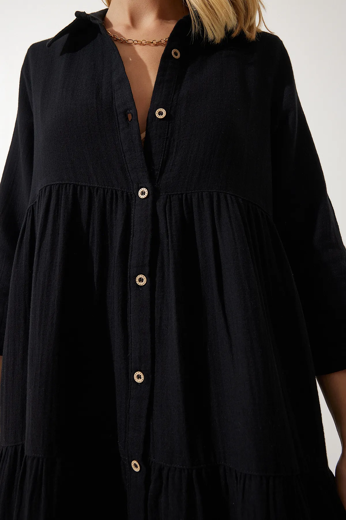 Happiness İstanbul  Schwarzes, ausgestelltes Hemdkleid aus Musselin für Damen SA00024
