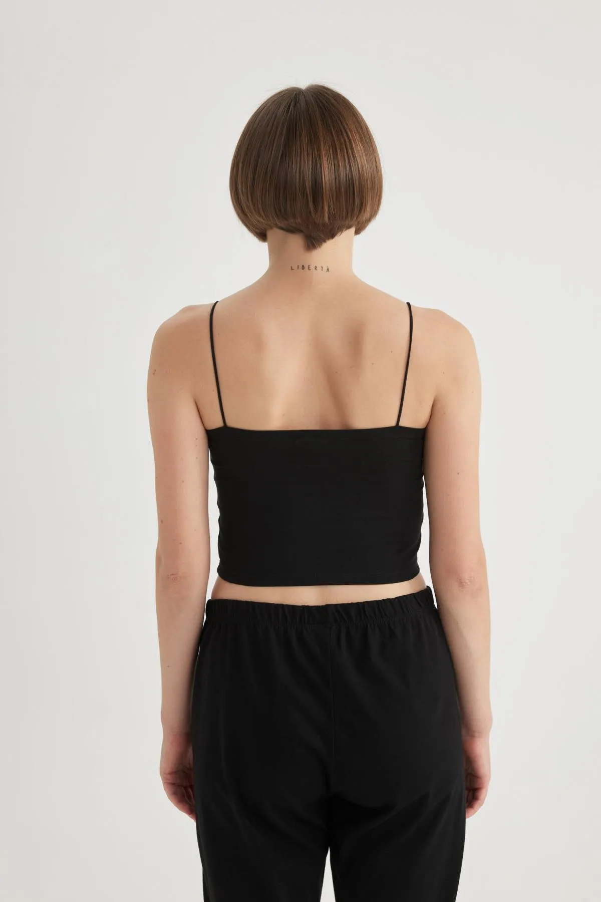 DeFacto  Schwarzes Crop Athlete mit Seilriemen - Baumwolle Y2249az24sp
