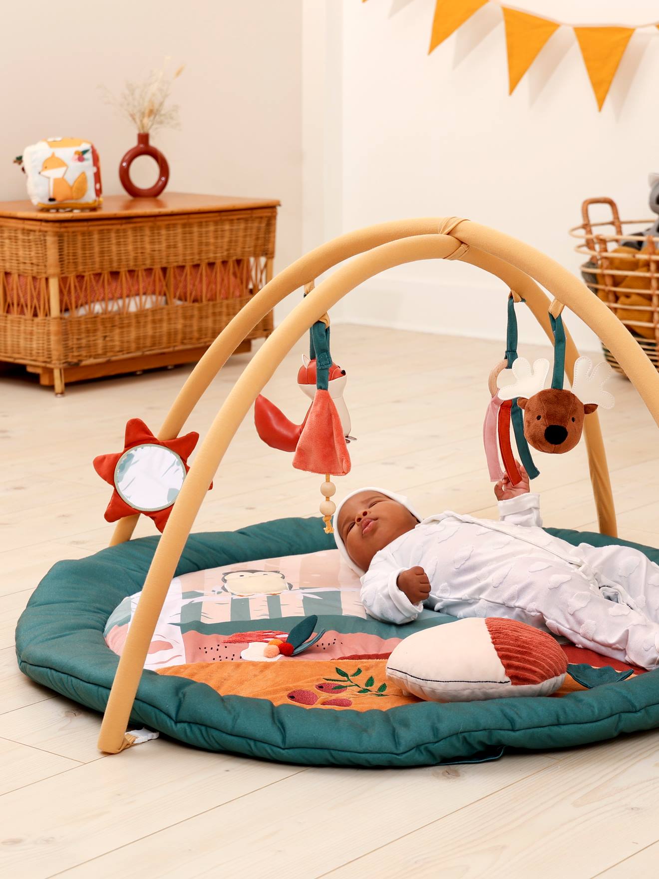 Tapis d'éveil avec arches