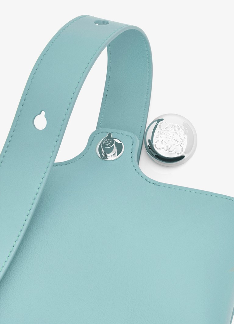 LOEWE Pebble Bucket Mini plecu soma no teļādas