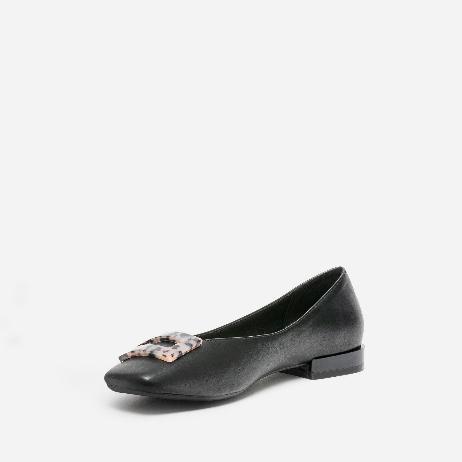 Ballerine noire avec décor écailles