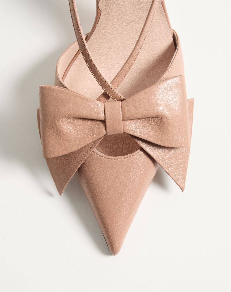 Sapatos de salto Bowow Slingback em couro de cabra de 85 mm