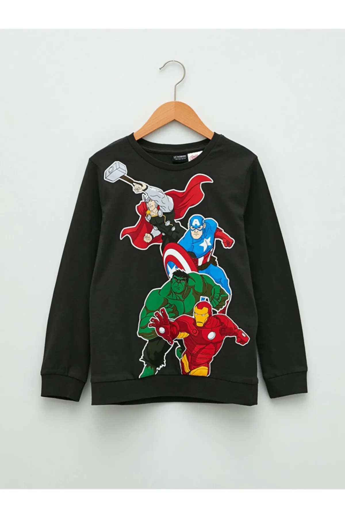 LC Waikiki  Langarm-Sweatshirt mit Rundhalsausschnitt und Avengers-Print für Jungen S22966z4 - Hbh