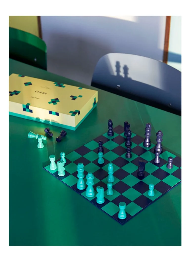 Hay Play chess set