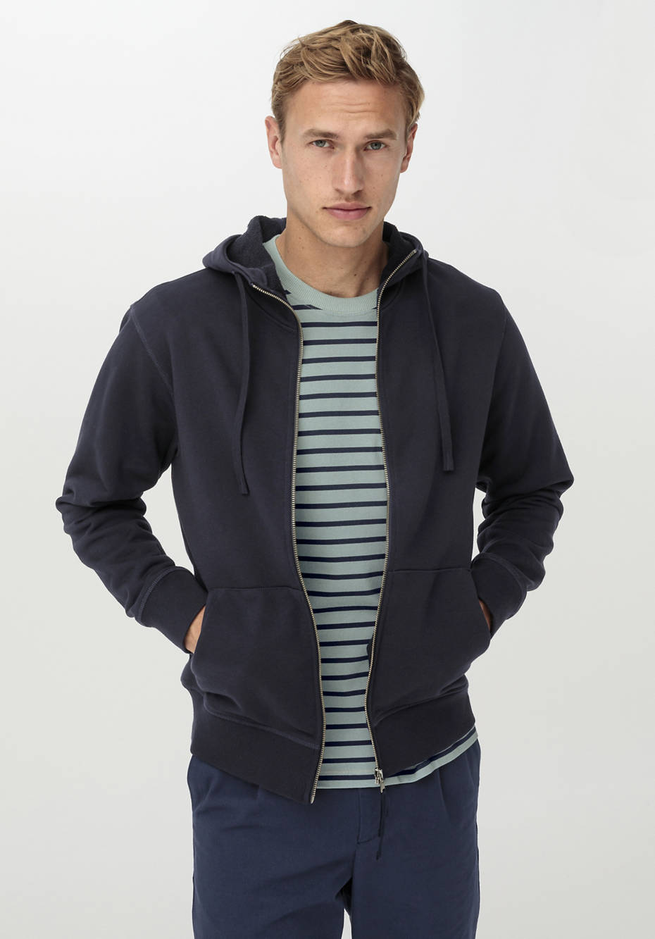 Sweatjacke aus reiner Bio-Baumwolle