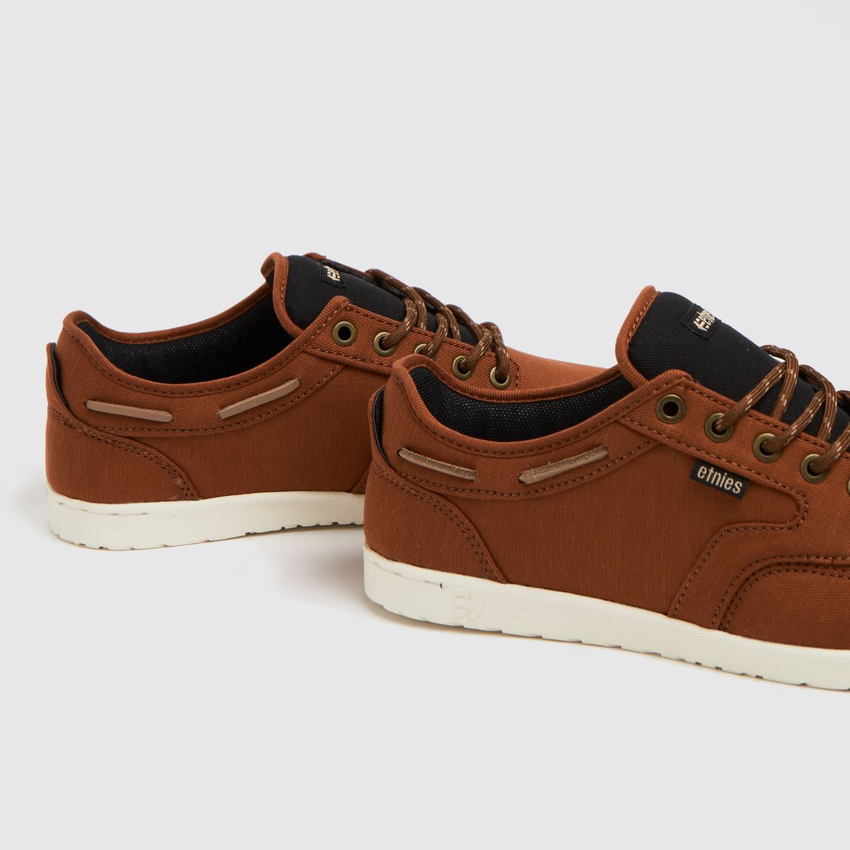 Etnies Dory sportcipő barna színben