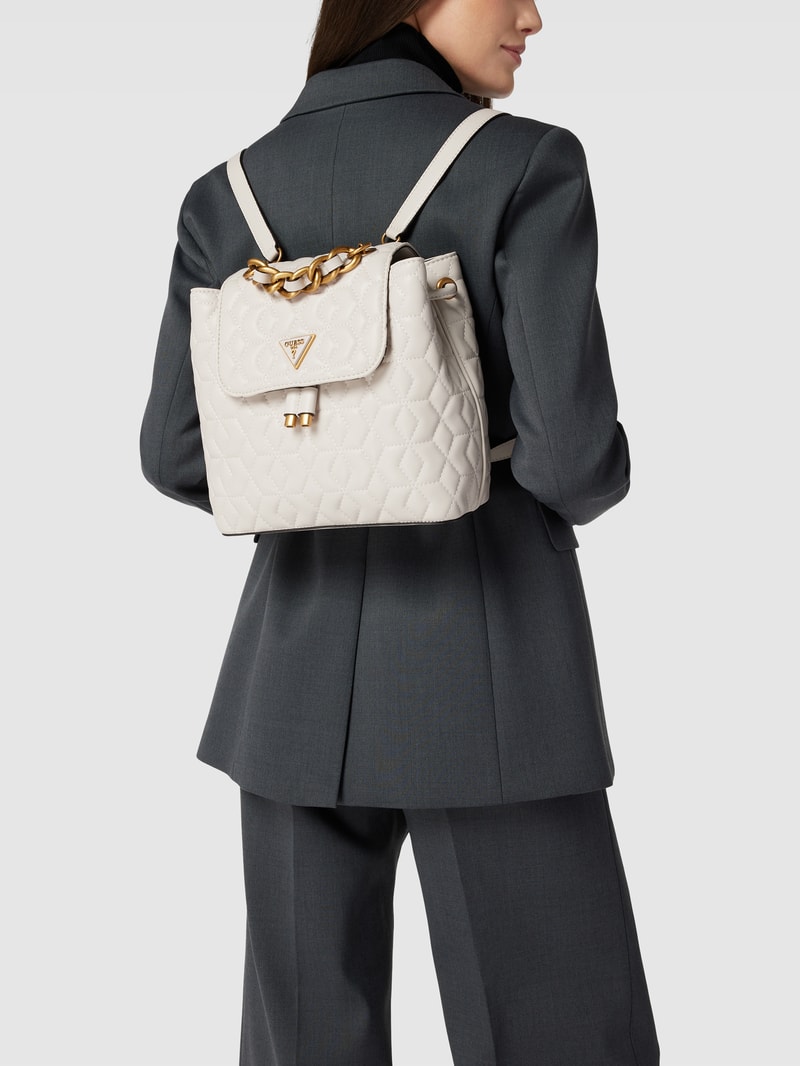 Rucksack mit Steppnähten Modell 'ELENIA' in offwhite