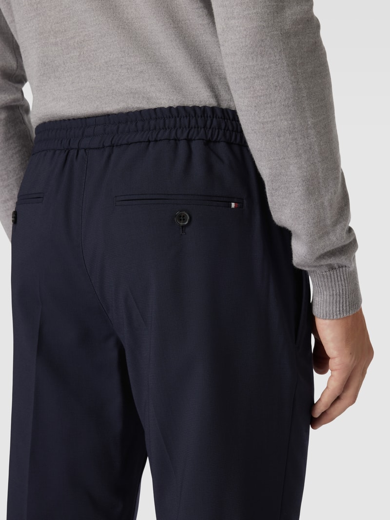 Hose mit Eingrifftaschen Modell 'DOBBY' in marineblau