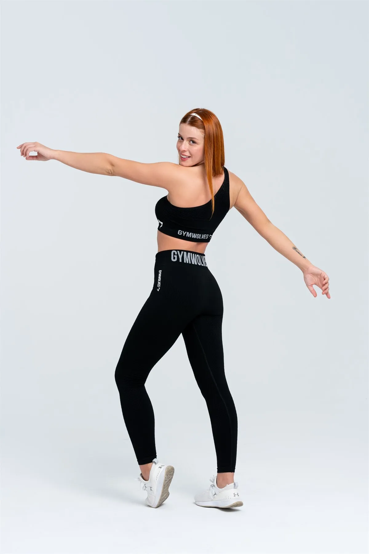 Gymwolves  Nahtlose Sportstrumpfhose | Schwarz | Nahtlose Leggings |